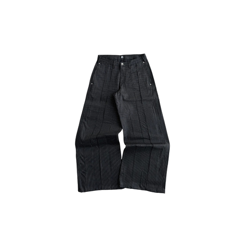Japanese Selvedge Denim (Pleated Pinstripe)